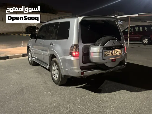 2013 Mitsubishi Pajero GLS Plus