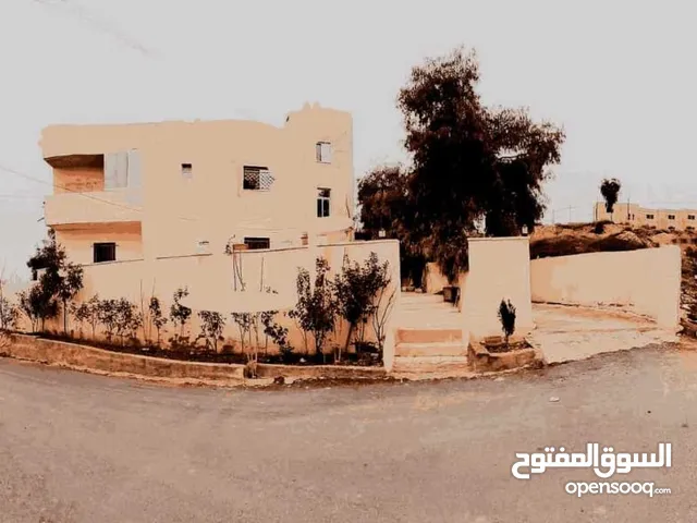 250 m2 4 Bedrooms Townhouse for Sale in Amman Shafa Badran