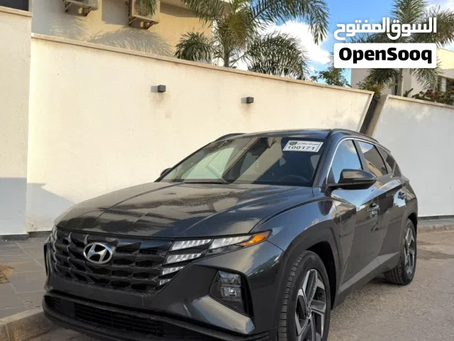 هونداي توسان موديل 2022 استراد امريكي حديث ماشيه 31 فقط جميع الارباقات سليمه