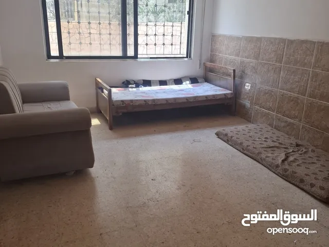 Semi Furnished Monthly in Amman Al Gardens