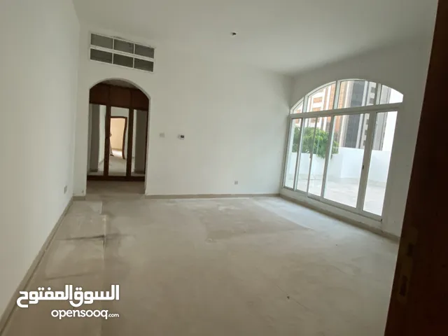 50 m2 More than 6 bedrooms Villa for Rent in Abu Dhabi Al Zahiyah