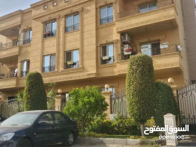 300 m2 3 Bedrooms Apartments for Sale in Cairo Fifth Settlement