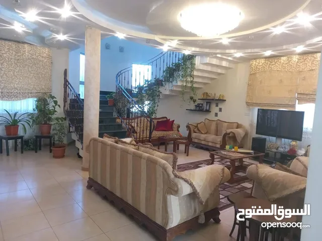 180 m2 3 Bedrooms Villa for Sale in Benghazi Al Nahr Road