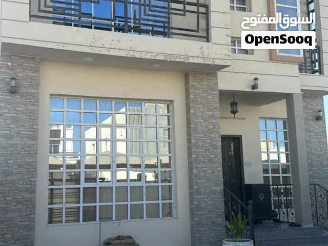 330 m2 5 Bedrooms Villa for Sale in Muscat Al Maabilah