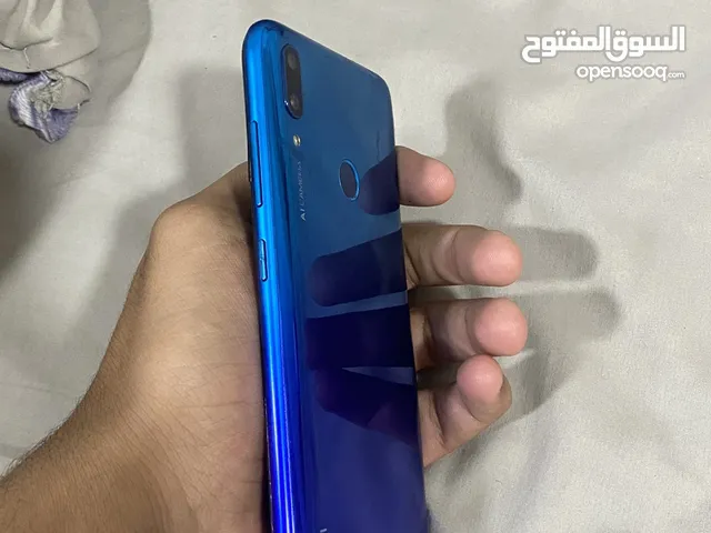 Huawei Y7 Prime 64 GB in Al Dakhiliya