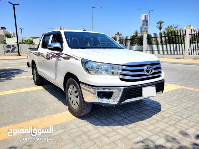 TOYOTA HILUX  DOUBLE CABIN  MODEL 2018 EXCELLENT CONDITION PICKUP  FOR SALE URGENTLY