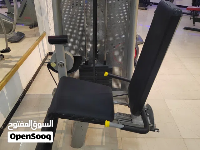 للبيع أجهزة رياضية بحالة ممتازة