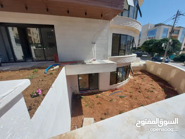 385m2 4 Bedrooms Apartments for Sale in Amman Deir Ghbar