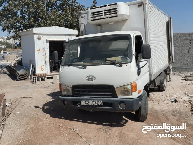شاحنة صندوق 2010 هيونداي مستعملة بحالة جيدة لاحتياجات التجارية الشخصيه والشركات