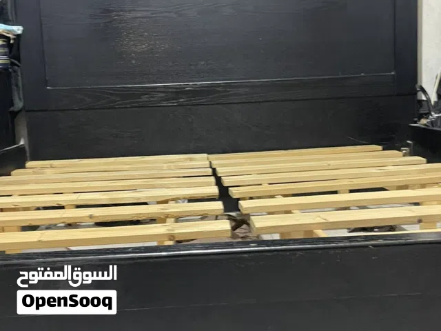 تخت مجوز للبيع خشب لاتيه
