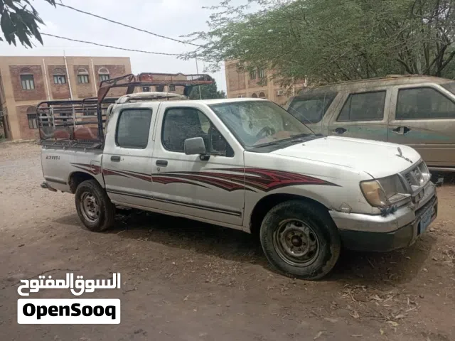 2000 Nissan Patrol LE