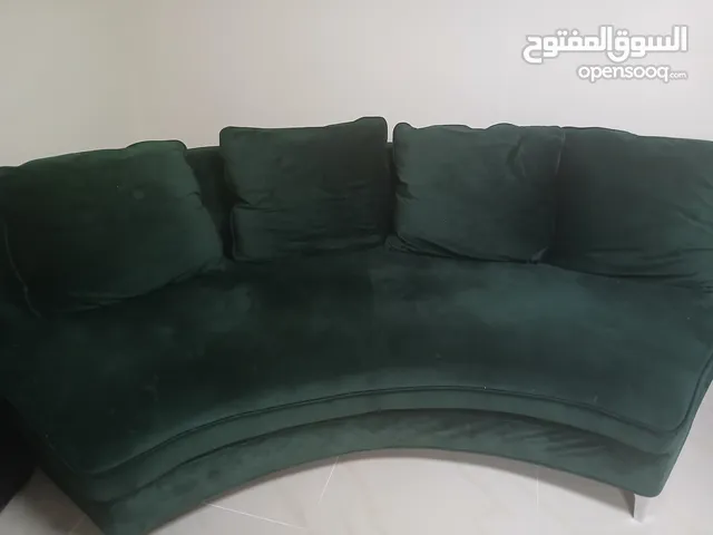 للبيع كنبه للصالة بحالة جيدة