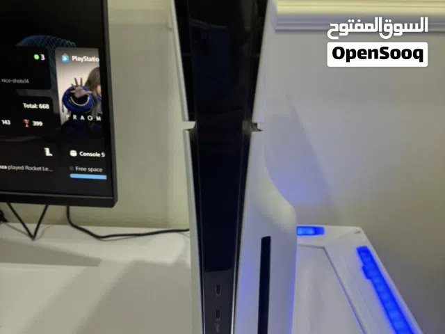 بلي فايف مستخدم مع يدتها الاصلية تحوير مغناطيسي و قرصين