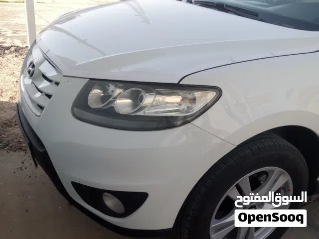 2011 هيونداي سنتافي Limited