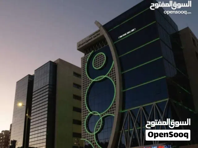 عيادة للايجار في موقع مميز