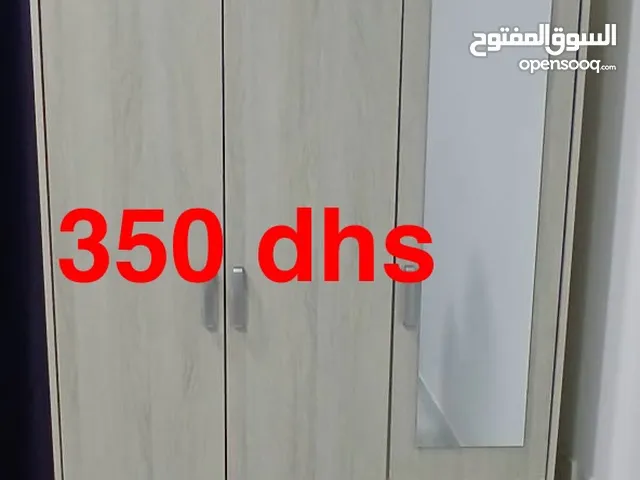 خزانة ملابس 3 ابواب ودرجين ومرآة من بلير wardrobe