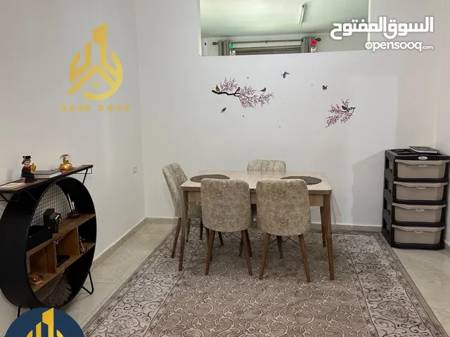 135 m2 3 Bedrooms Apartments for Sale in Ramallah and Al-Bireh Ein Munjid