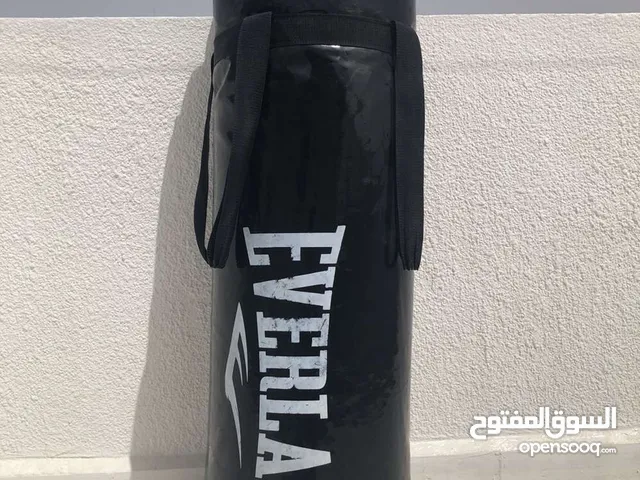 كيس ملاكمه جديد مستعمل اقل من شهر