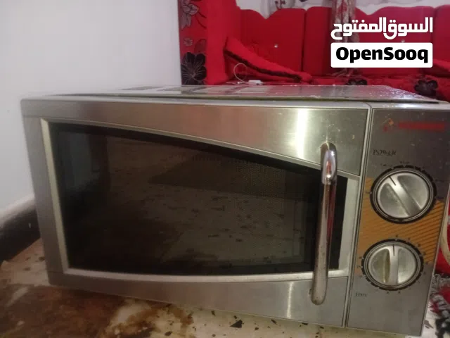 ميكروويف مستعمل استعمال خفيف والميكروويف بحالة ممتازة