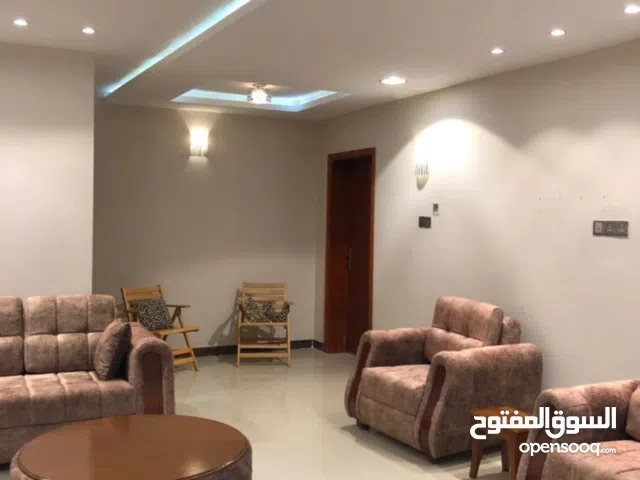 شقة ارضية مفروشة - بحري الحلفايا