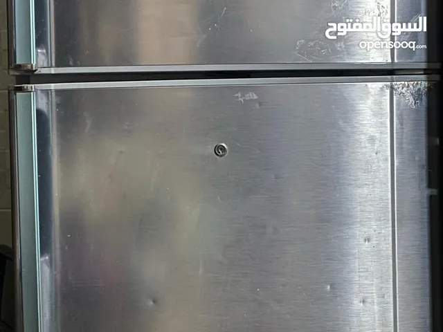 ثلاجه شارب  مستعمله