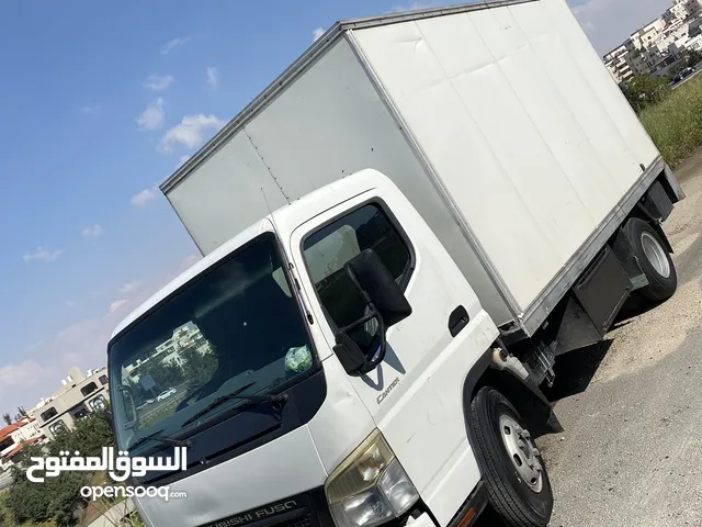 Used Mitsubishi Canter in Zarqa