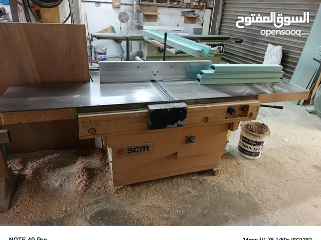 منجره للبيع بكامل معداتها
