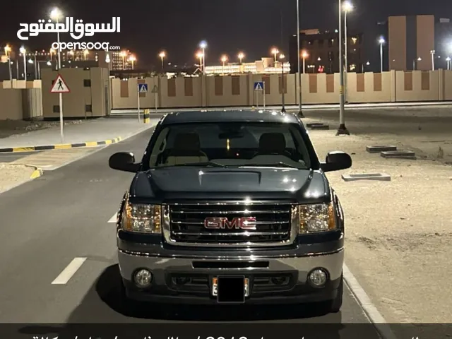 GMC Sierra 2012 in Central Governorate