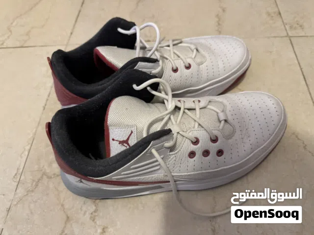 Jordan Max Aura 5 (negotiable price) جوردن ماكس اورا 5 (قابل للتفاوض)