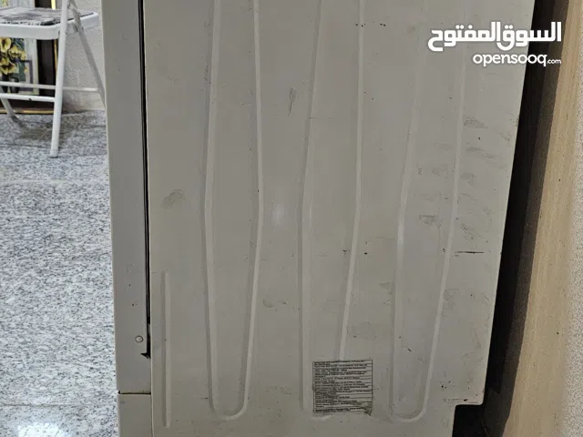 غسالة المواعين شغاله مية بالمية