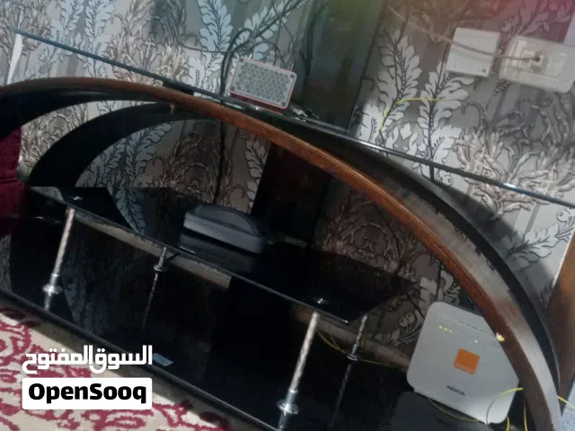 طاولة شاشه