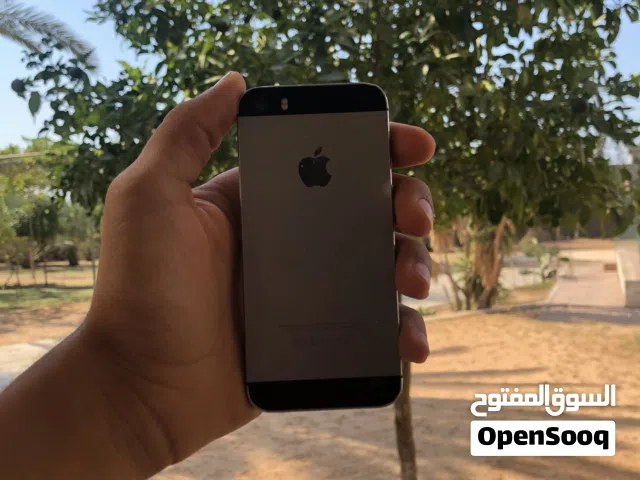 Apple iPhone 5S 16 GB in Tripoli