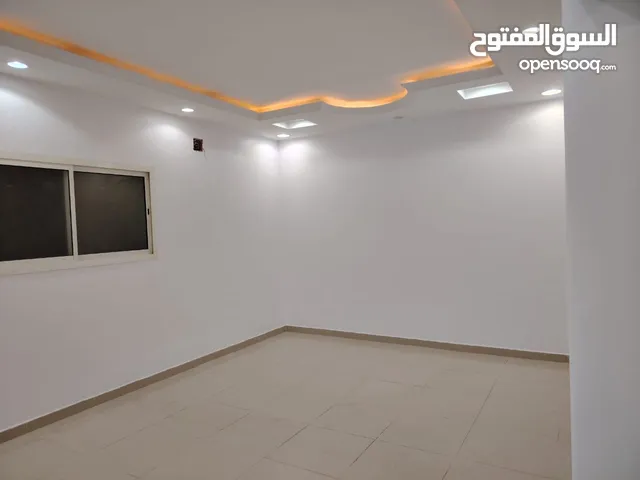 300 m2 3 Bedrooms Apartments for Rent in Tabuk Al Faisaliyah Ashamaliyah