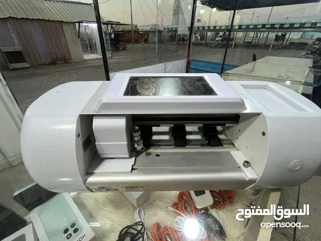 ماكينة قص لزقات لجميع أنواع الهواتف