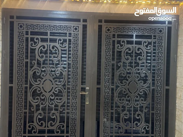 أبواب حماية سي إن سي CNC
