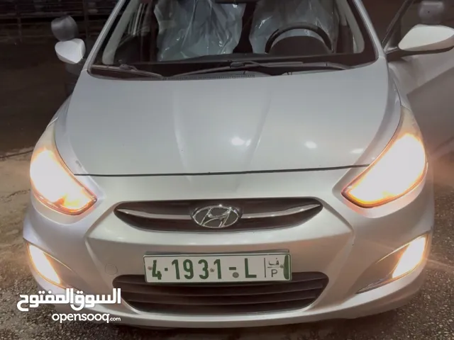 للبيع هونداي اكسنت 2015 ديزل 1600