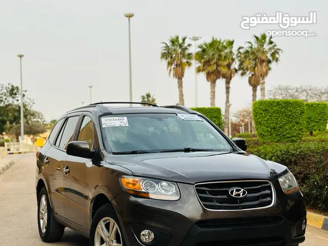 Hyundai Santa Fe 2012 in Benghazi