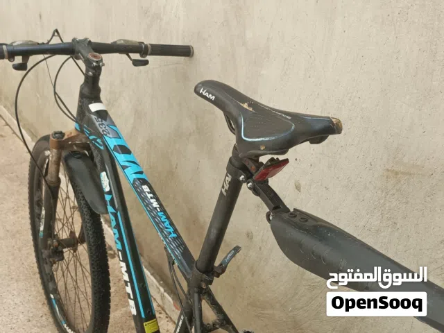دراجة هوائية مستعملة مدة قصير بحالة ممتازة السعر26000قابل للتفاوض موديل سنة 2023 للكبار والصغار