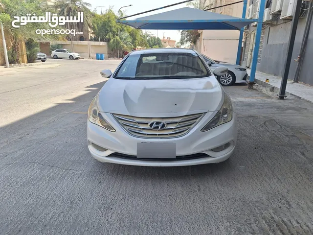 HYUNDAI SONATA 2013 MODEL WHITE COLOUR