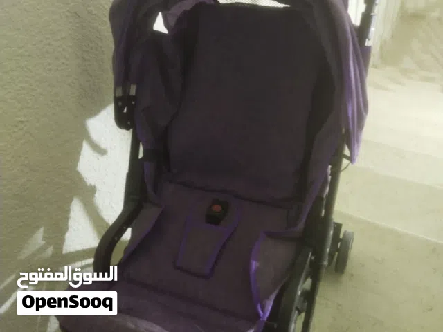 عرباية اطفال شبه جديدة + كرسي طعام بحالة ممتازة