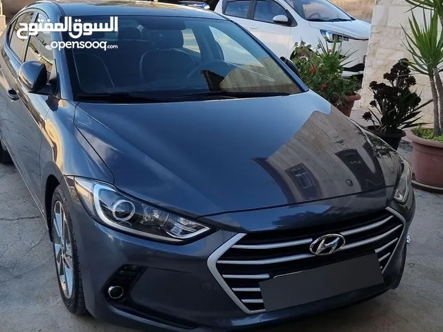 Used Hyundai Avante in Amman