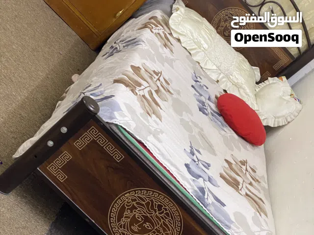 سرير حديد الاصلي كلش. ومندر طبي ضغط عالي