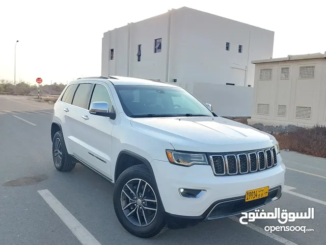 Jeep Grand Cherokee 2018 in Al Batinah