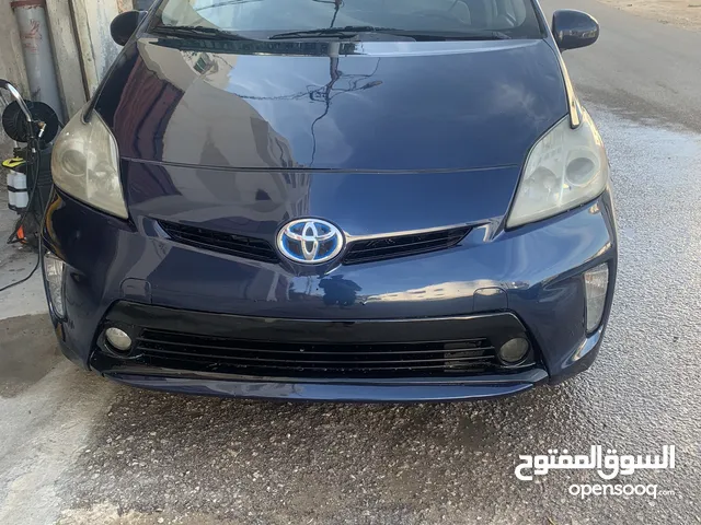 Toyota Prius 2014 in Ajloun