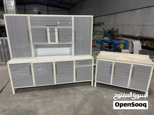 كاونتر المنيوم قياس مترين مع سنك متر وعشرين مرمر متوفر بأكثر من لون متوفر توصيل بغداد ومحافظات