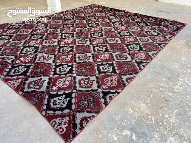 فرشة مستعملة 4*5 نظيفة شبه جديدة