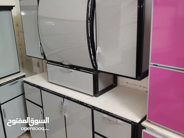 مطابخ المونتال مودرن جميع المقاسات متوفره من 120 ل 180سم جميع التفاصيل والاسعار موجوده في الوصف :