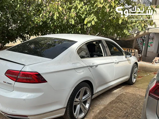 Volkswagen Passat 2015 in Hebron