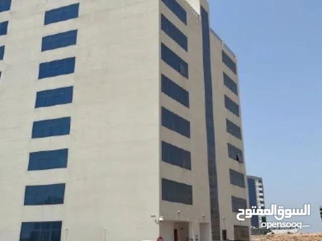 Fully Leased Office Building for Sale مبنى مكاتب مؤجر بالكامل ومُدرّ للدخل للبيع