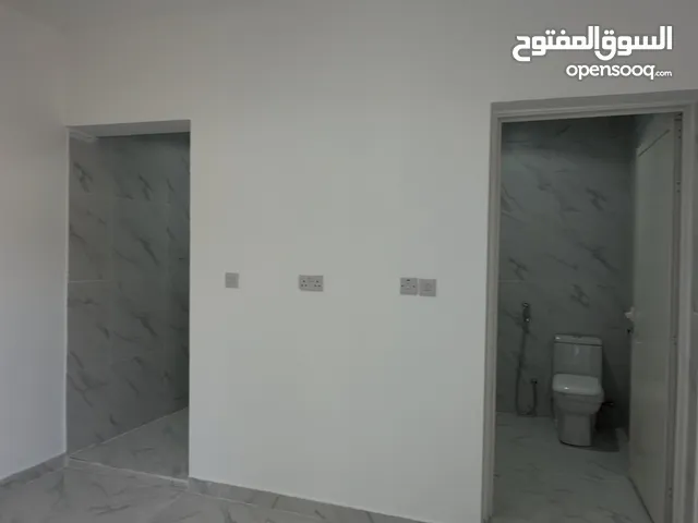 للاستثمار بيت مجدد في النيادات